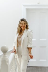 Dr Debora Gutierrez
